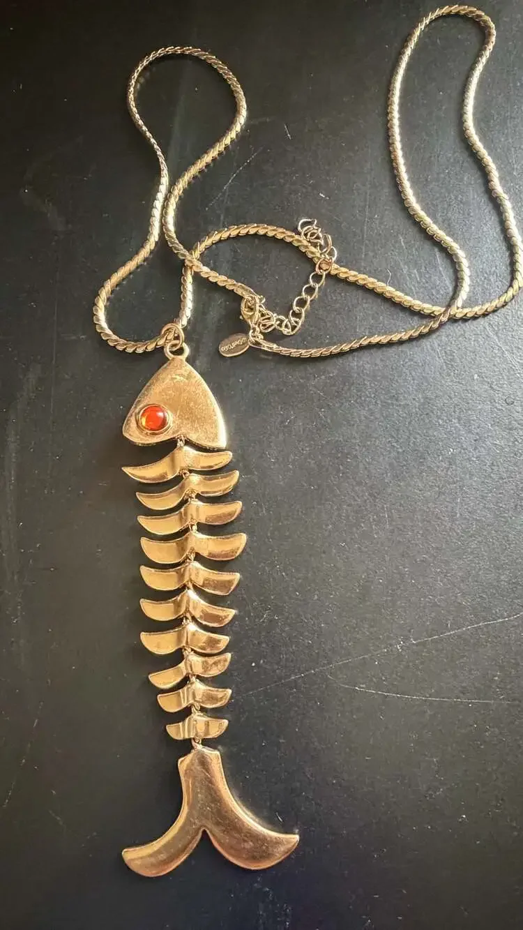Lot of 5 Vintage/1 Modern Necklaces